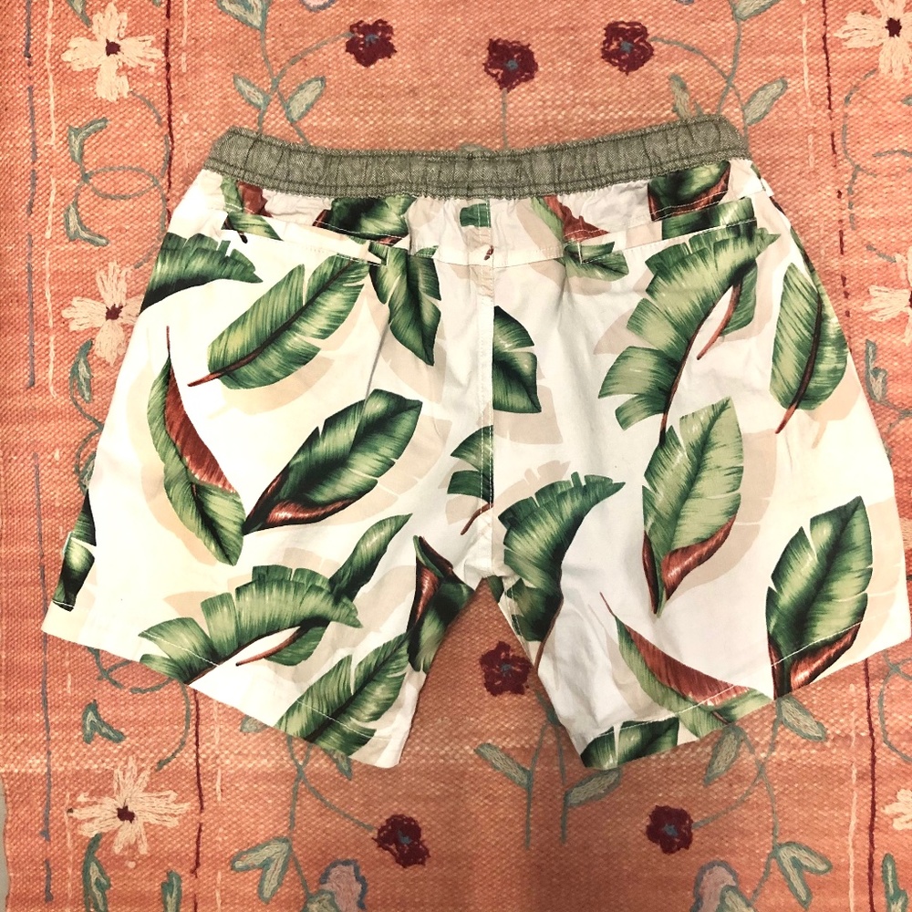 Leaf Pattern Men's Swim Board Shorts